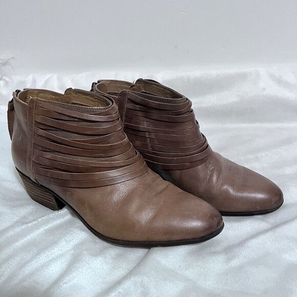 Clark Artisan Ankle Booties Size 8 M Brown Strappy Western Comfort Boot Block - Picture 2 of 7